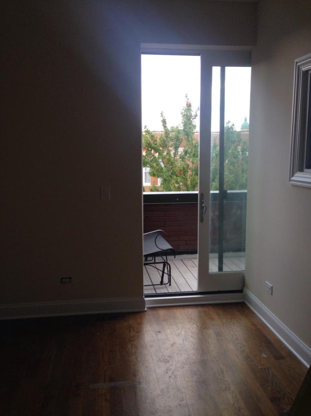 Room in Ukrainian Village HUGE Luxury Condo w/ RoofDeck Trouvez